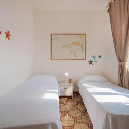 펜션 La Casa Dell'ulivo Serrara Fontana
